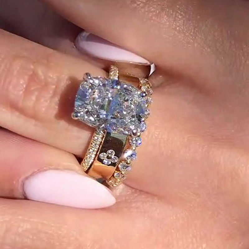 8.0Ct Crushed Ice Cushion Cut Diamond Wedding Set