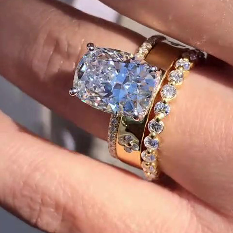 8.0Ct Crushed Ice Cushion Cut Diamond Wedding Set