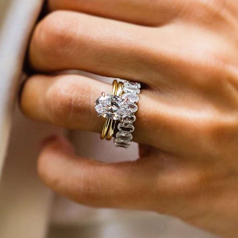 4Ct Oval & 5Ct Accent Diamond Tri-Tone Ring Set
