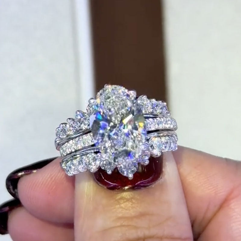 Elegant 4.0ct Oval Diamond Bridal Set in White Gold