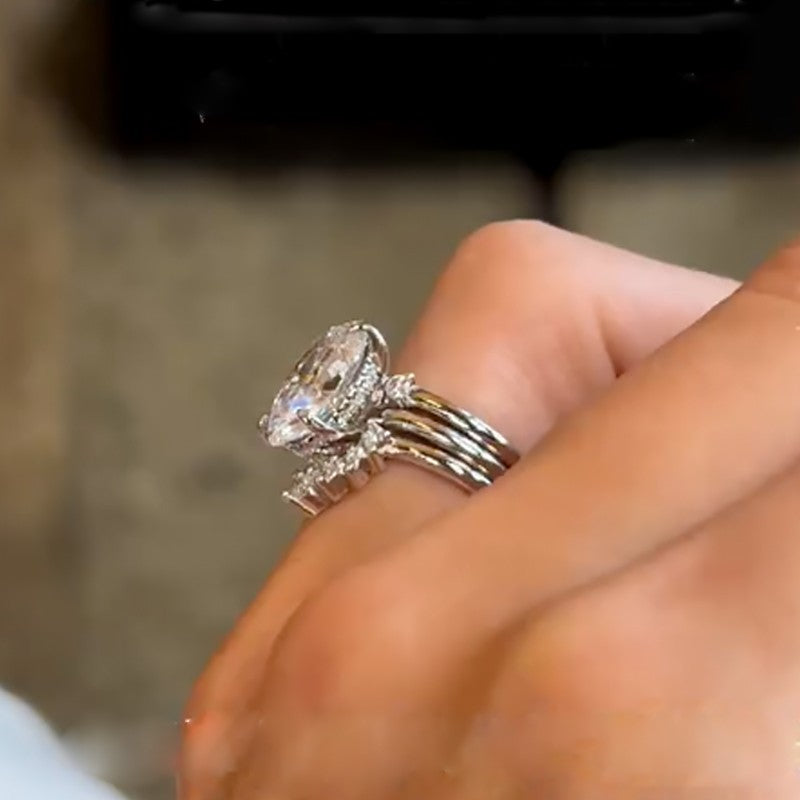 Regal 4.0Ct Oval Bridal Set | Vintage Crown Design