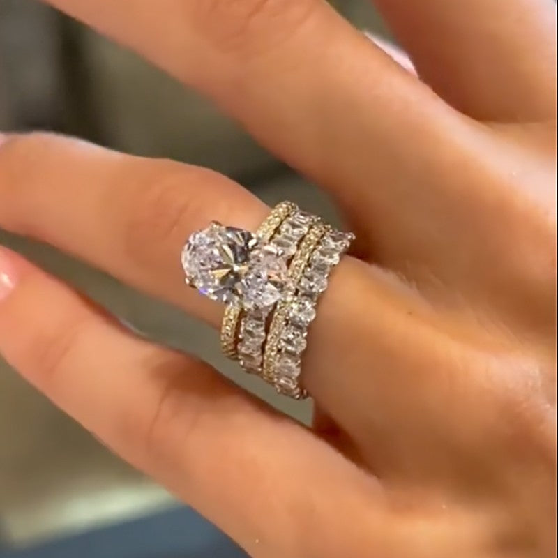 4Ct Oval Simulated Diamond 4-Piece Bridal Set