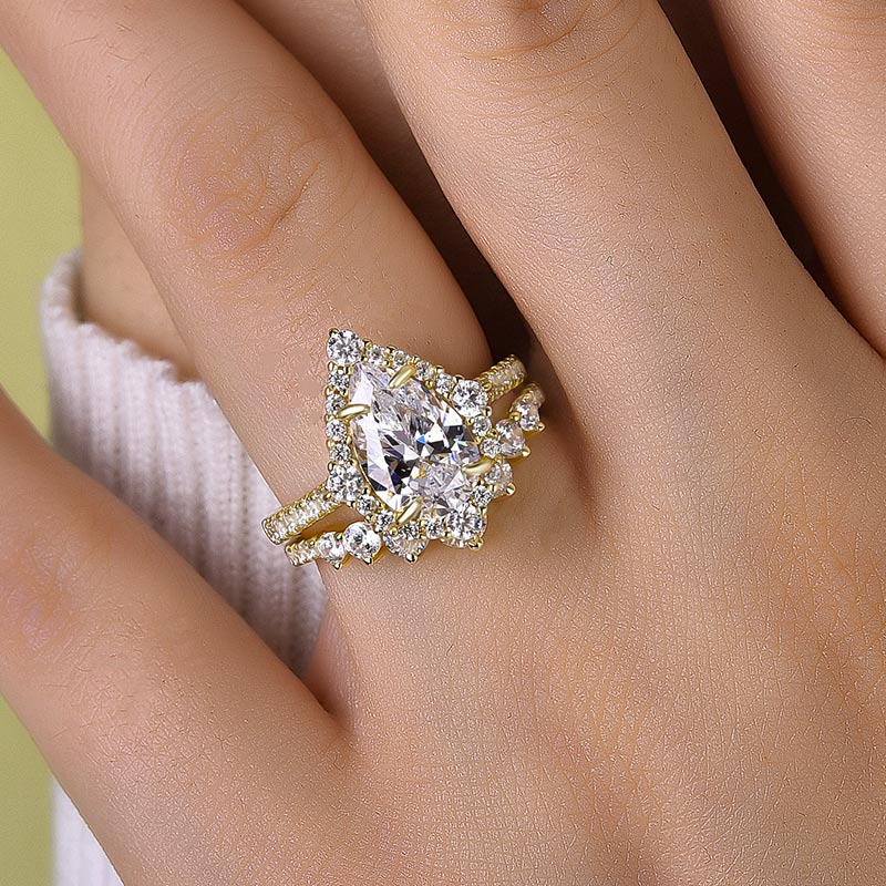 ear-Shaped Diamond Bridal Ring Set (2.2ct) - Rose Gold