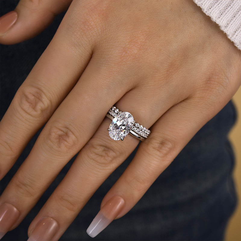 925 Sterling Silver Oval Cut Sona Simulated Diamond Wedding Band