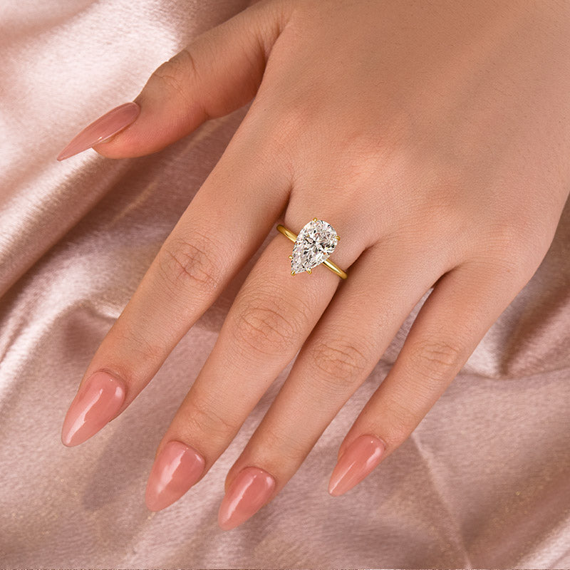 4.0CT Pear Moissanite Ring – 925 Silver 18K Gold Plated