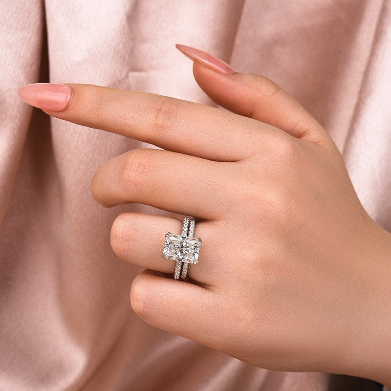 Women's 4.5Ct Radiant Cut Moissanite Wedding Ring in White Gold