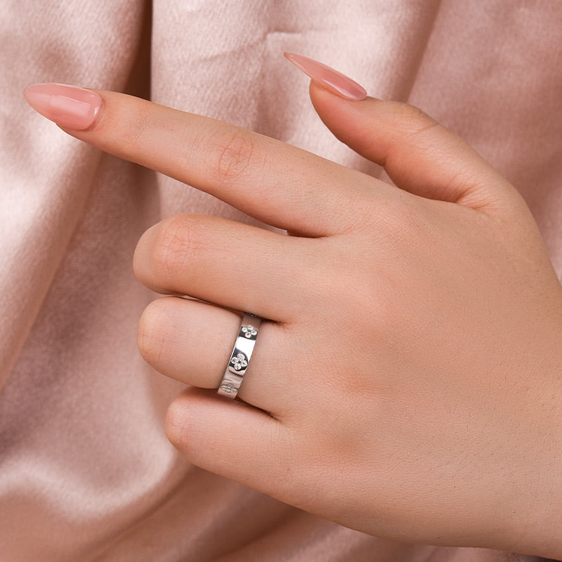 Moissanite Floral Wedding Band – 925 Silver 18K Gold Plated