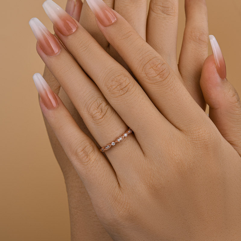 Anillo de diamantes Sona de media eternidad de 0,3 ct, plata de ley con triple baño de oro