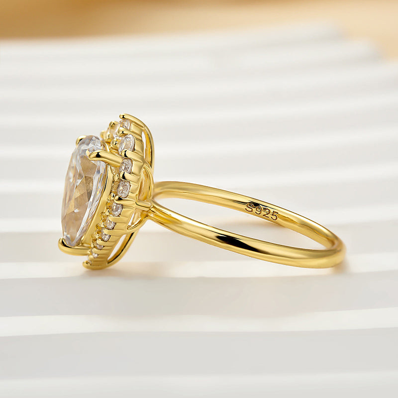 1.75ct Pear Cut Halo Travel Ring