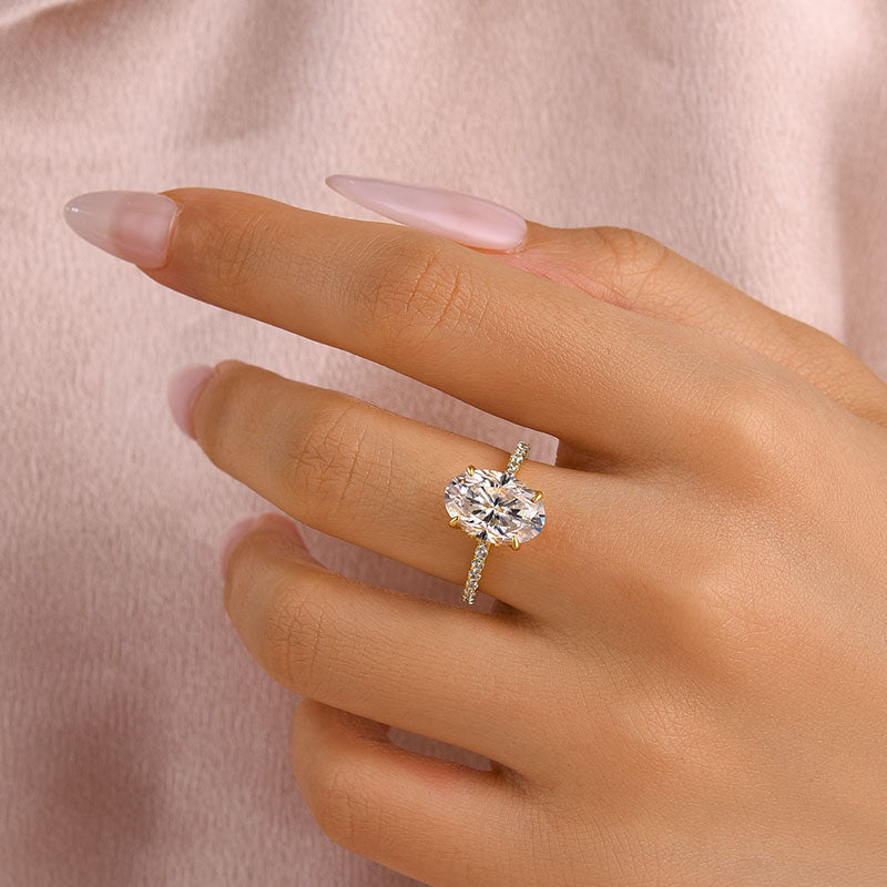 4.0Ct Oval Moissanite Engagement Ring