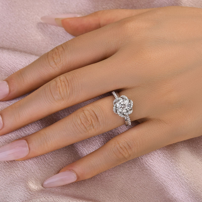 1.0Ct Round Moissanite Ring – 925 Silver Rhodium Plated