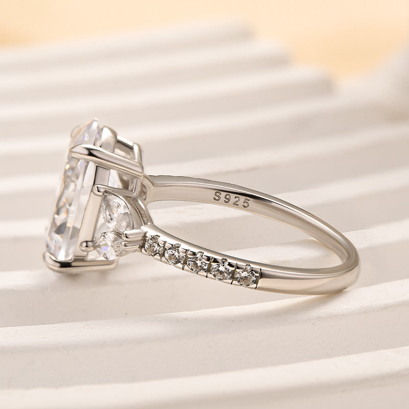 4.0ct Oval Diamond Ring with Mixed Cut Side Stones