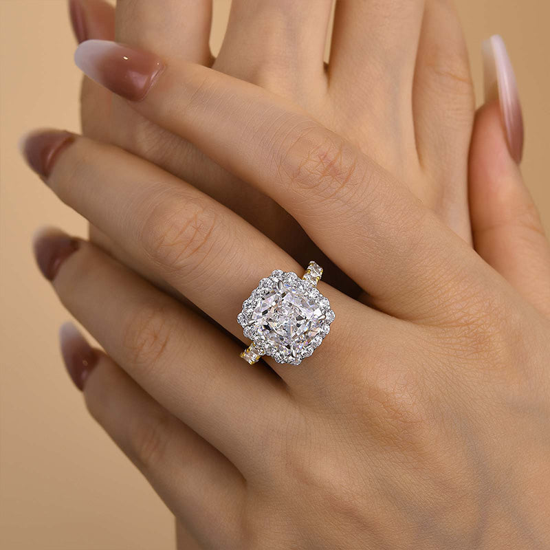 6.0ct Cushion Cut Diamond Ring with 2.0ct Halo