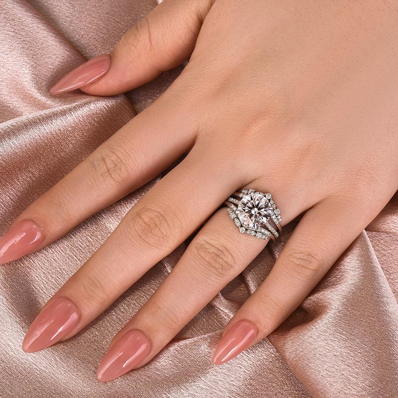 4Ct Round Moissanite Ring Set - Platinum Stackable Band