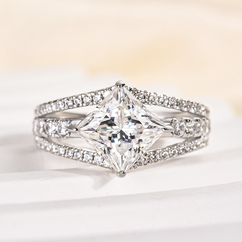 2Ct Princess Cut Moissanite Ring - 4-Prong Engagement