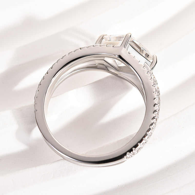 2Ct Princess Cut Moissanite Ring - 4-Prong Engagement