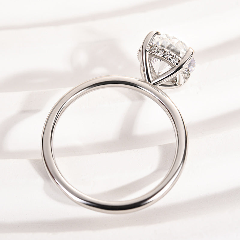 2.0Ct 4-Prong Round Moissanite Ring - Dual-Tone