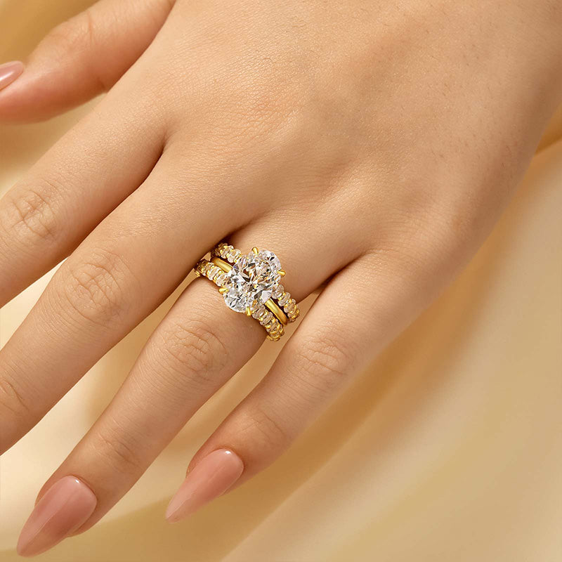 4.5CT Oval Diamond with 6CT Band Gold Ring