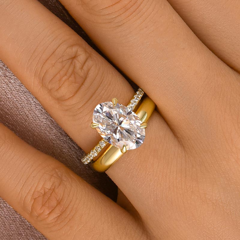 4.0Ct Oval Cut Moissanite Ring - 3.5mm Yellow Gold Band