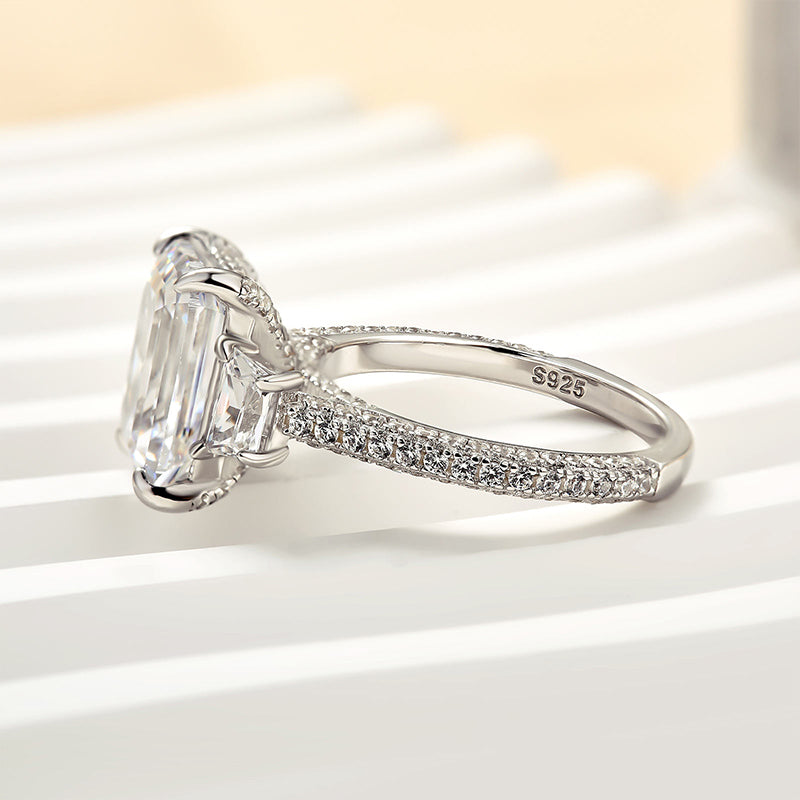 4.5ct Emerald Cut Trio Ring - White/Yellow Gold