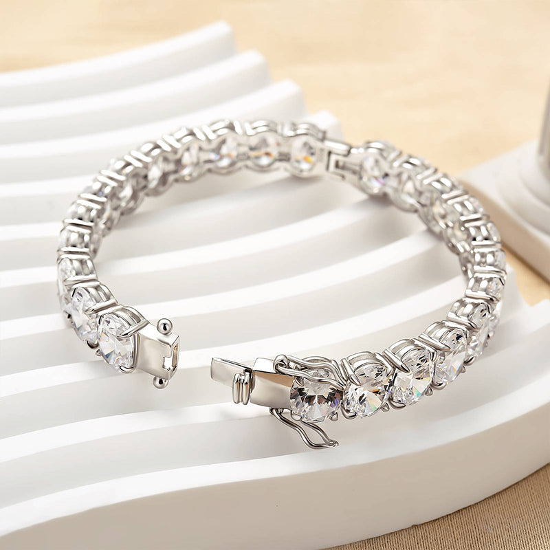 Elegant Oval-Cut Simulated Diamond Bracelet in 18K White Gold
