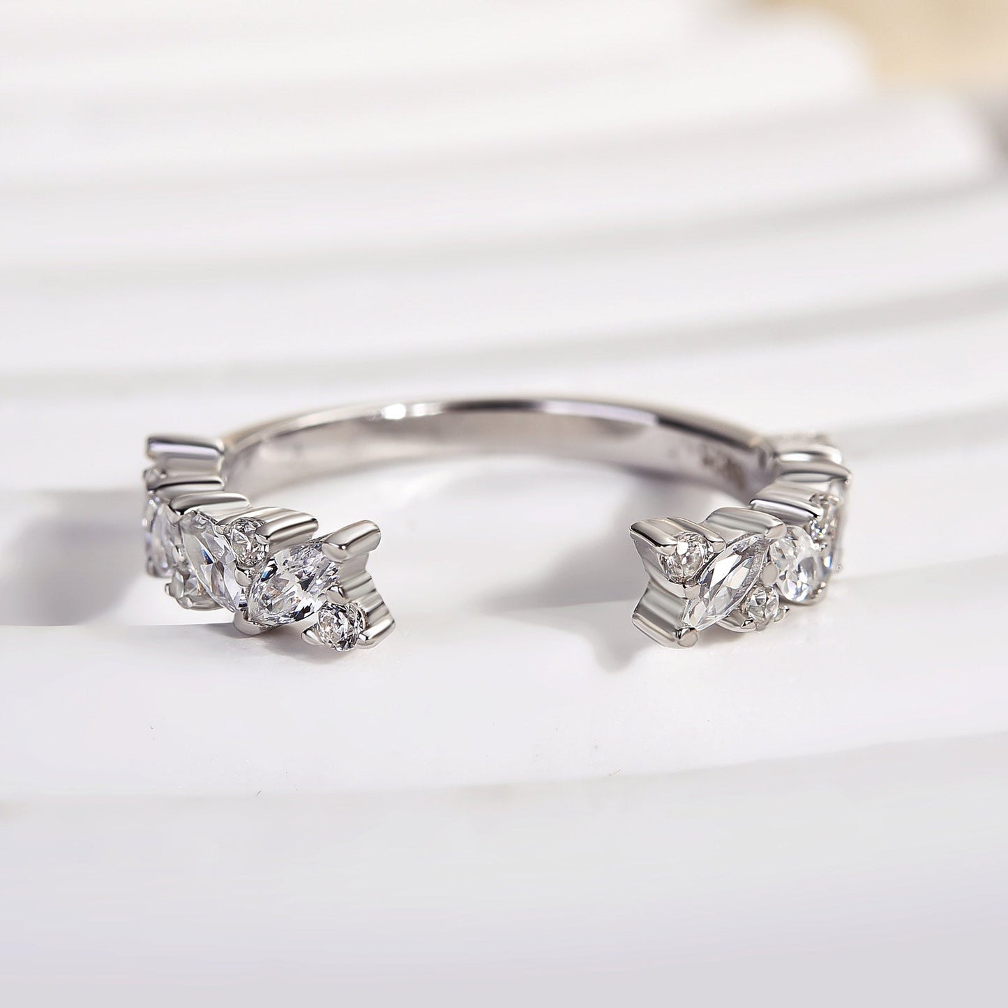 925 Silver White Gold Plated 1ct Marquise & Round Diamond Band
