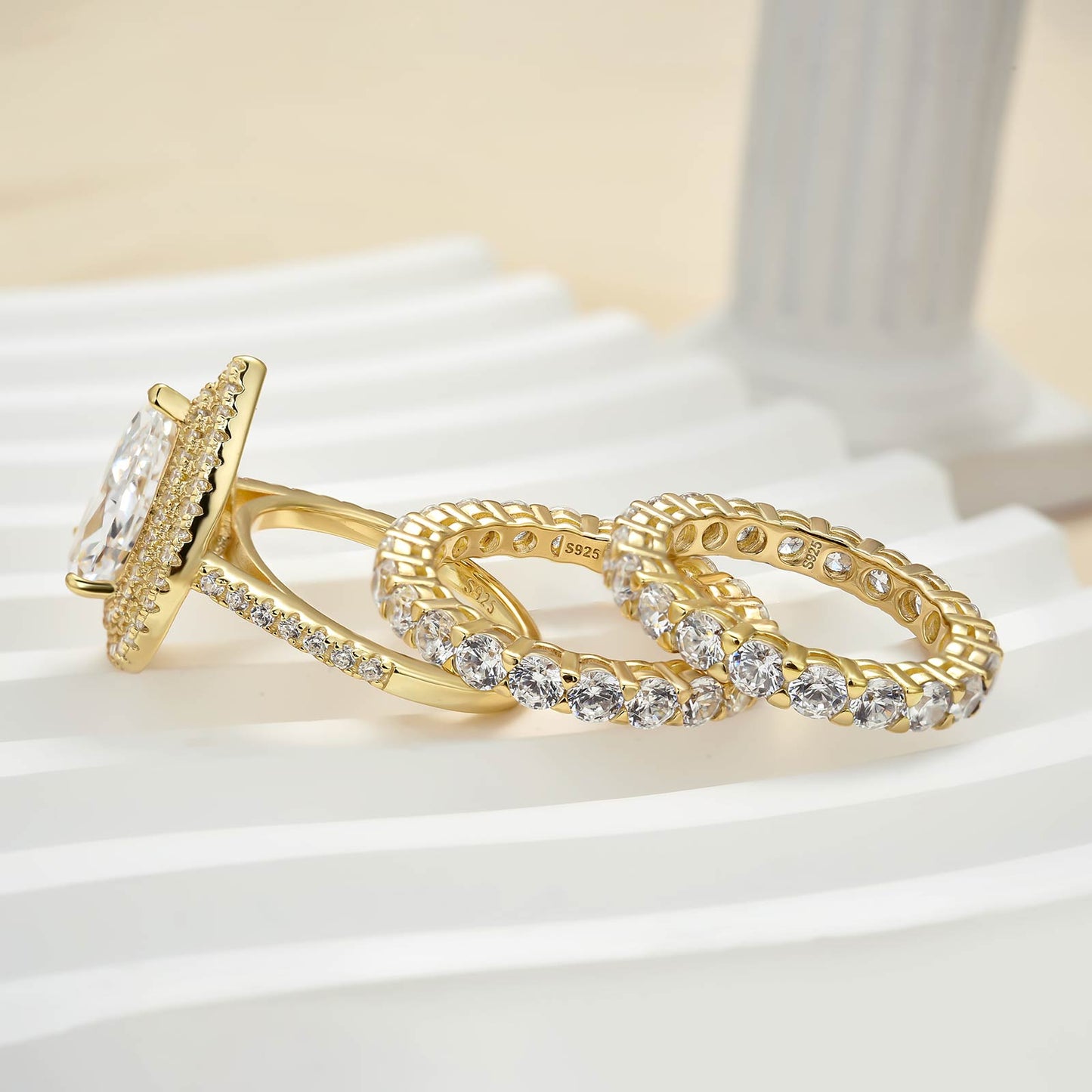 Juego de 3 diamantes talla pera de 3,0 ct - Doble oro