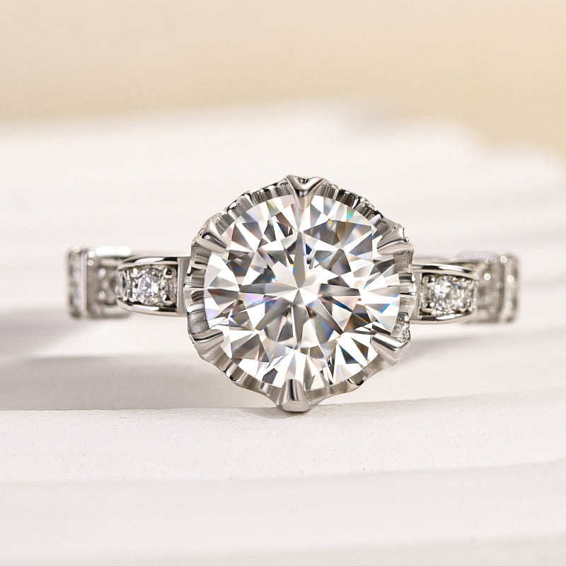 2Ct Vintage Round Moissanite Ring - Timeless Gold Bridal