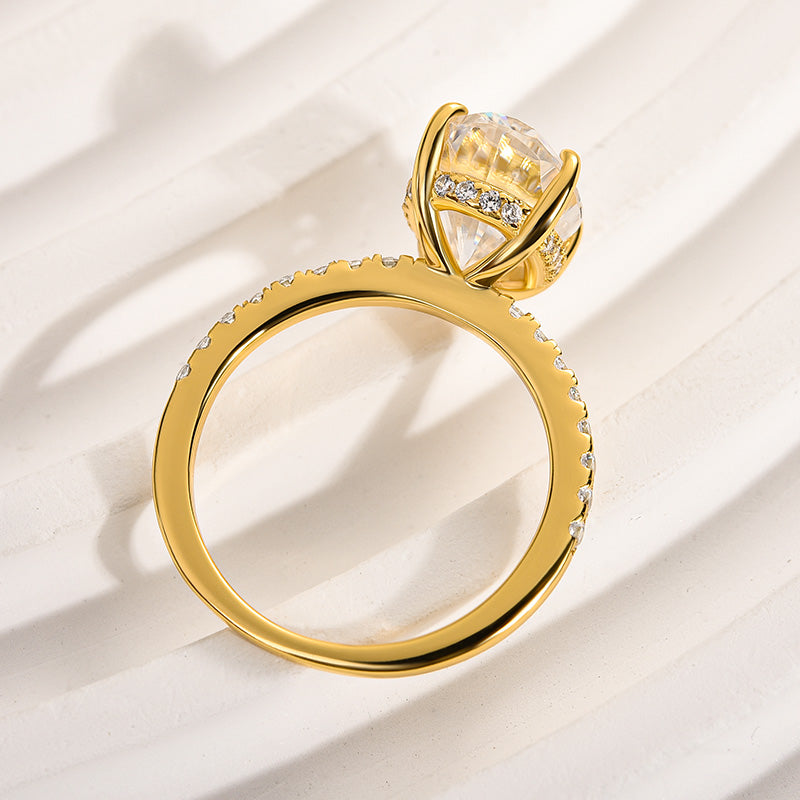 4.0Ct Oval Moissanite Engagement Ring