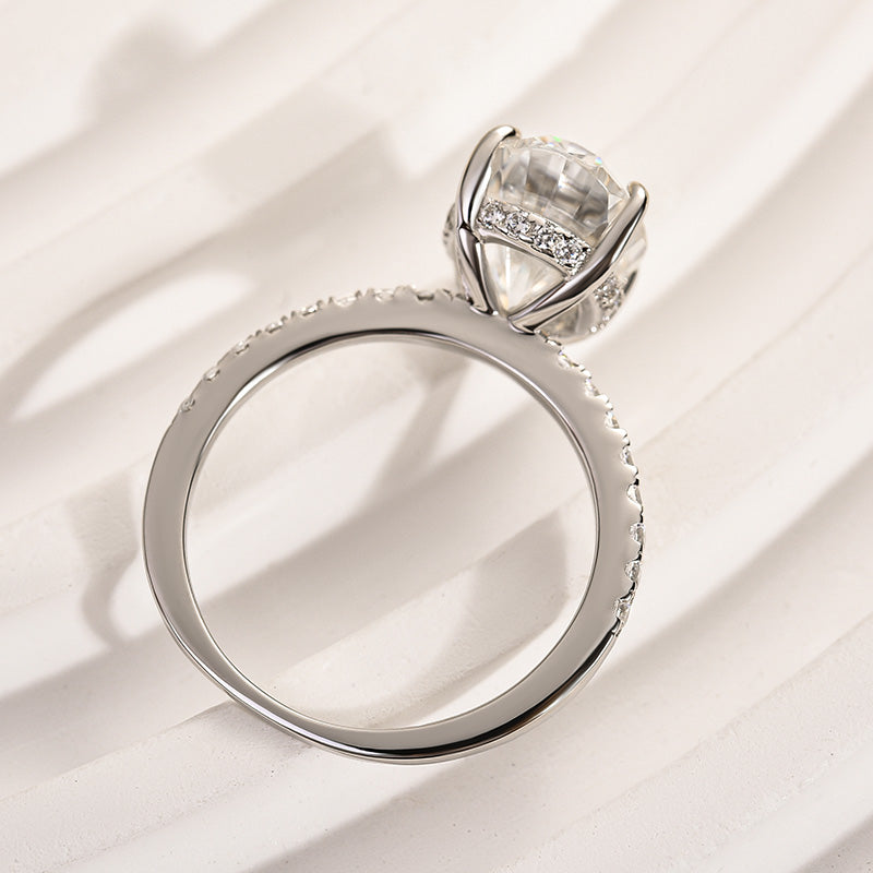 4.0Ct Oval Moissanite Engagement Ring