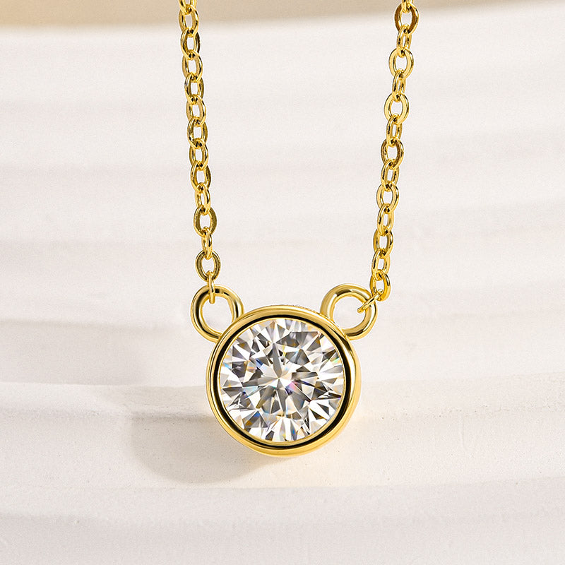 Round-Cut Moissanite Necklace in Yellow Gold