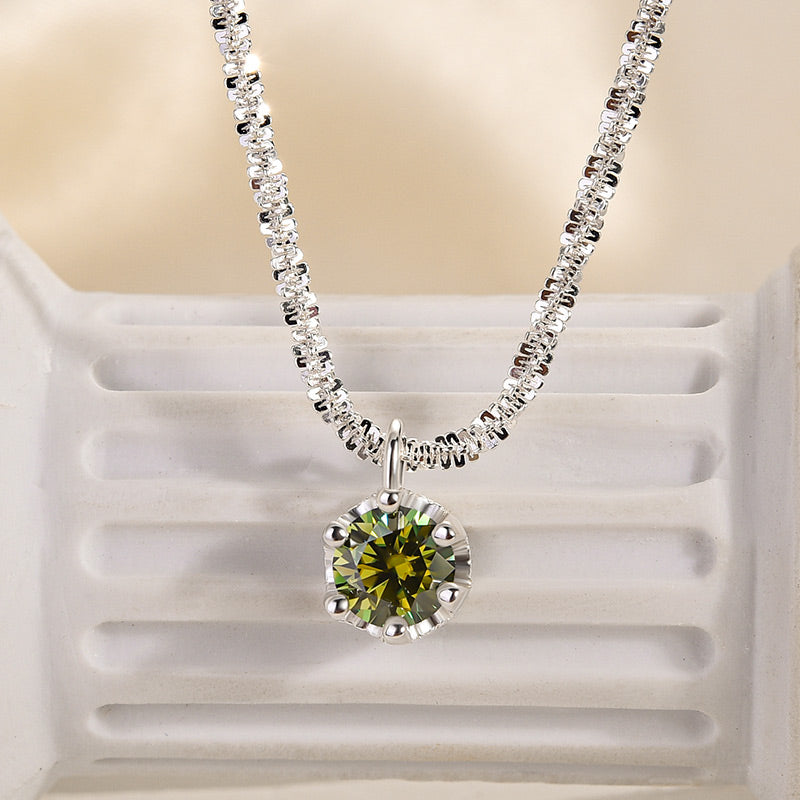 Elegant Round-Cut Moissanite & Peridot Necklace – 925 Silver, 18K Gold