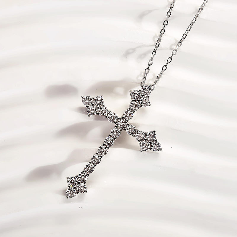 Timeless 925 Sterling Silver Necklace with Simulated Diamonds – 18K Gold Plated