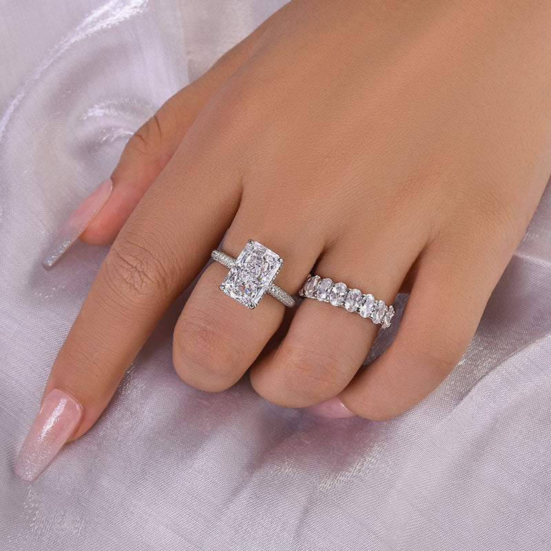 Elegant Radiant Cut Wedding Ring Set in Sterling Silver