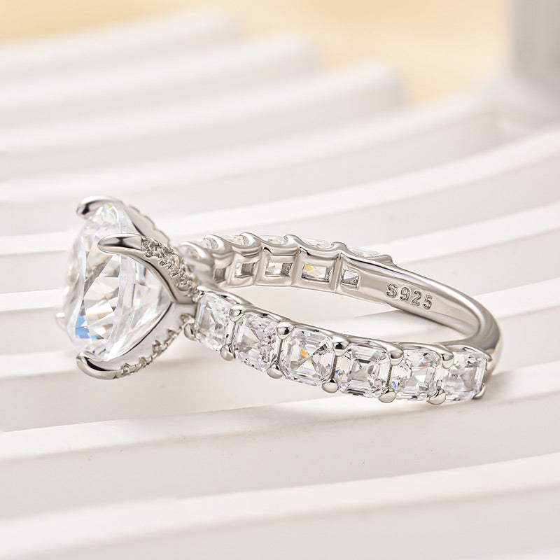 4.0 Carat Round-Cut Simulated Diamond Halo Engagement Ring