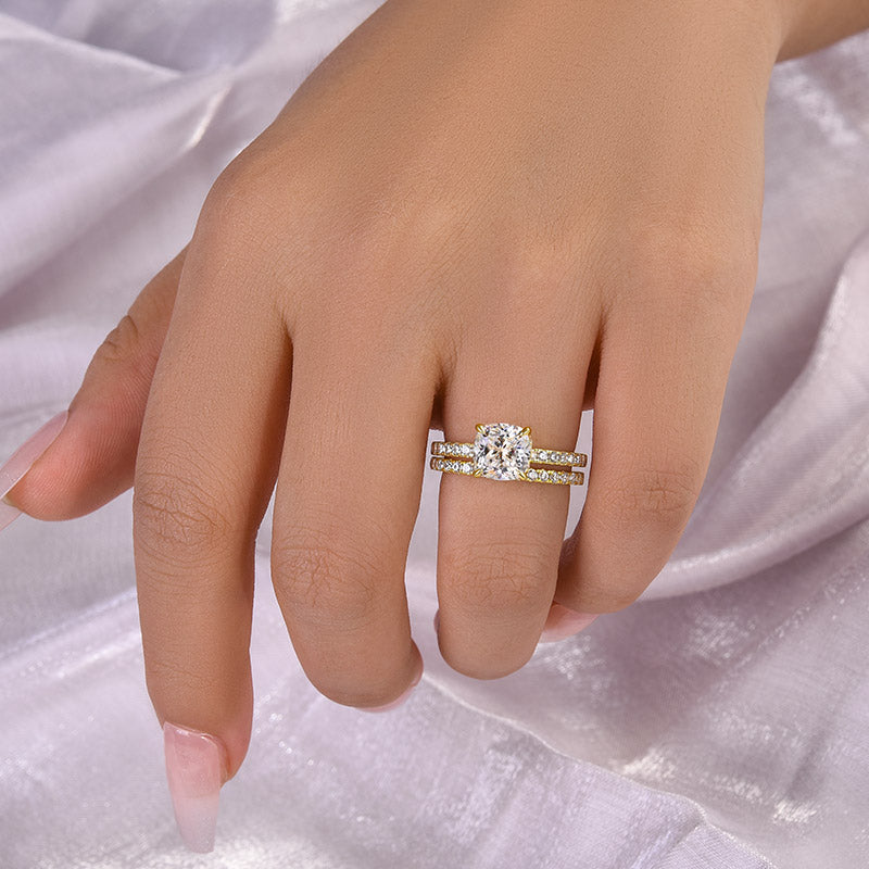 Tri-Tone Cushion Cut Wedding Set (2.0ct) - Silver