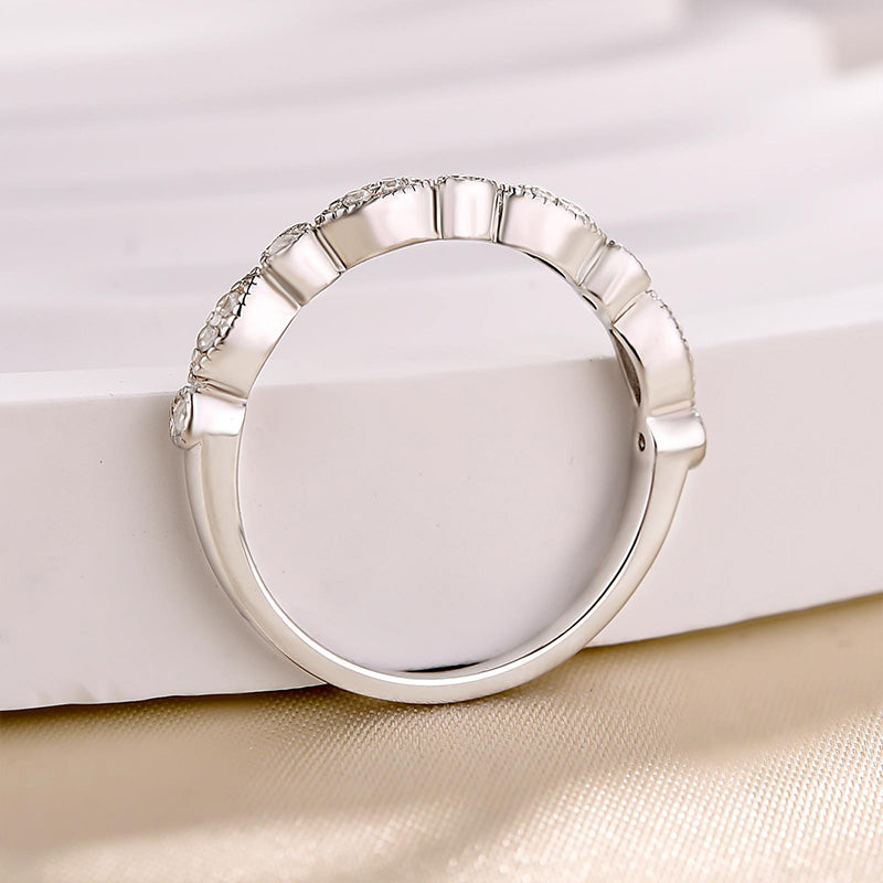 Anillo de diamantes Sona de media eternidad de 0,3 ct, plata de ley con triple baño de oro