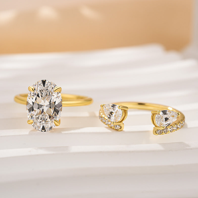 Unique Oval Cut Wedding Ring Set for Women in Sterling Silver