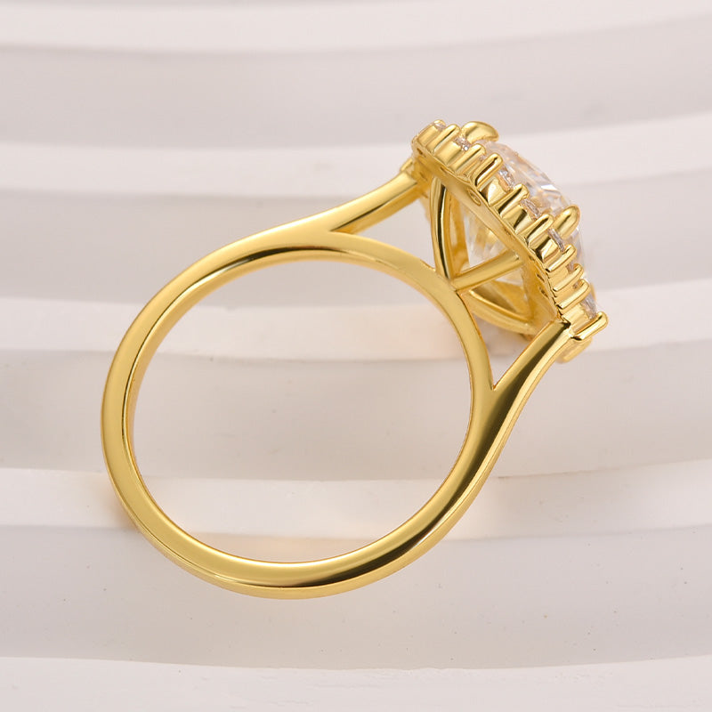 3.0Ct Radiant Moissanite Ring - 925 Silver Yellow Gold