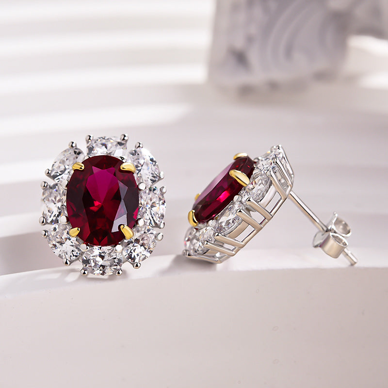 Boucles d'oreilles ovales en rubis avec diamants synthétiques