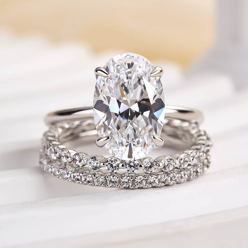 925 Sterling Silver Oval Cut Sona Simulated Diamond Wedding Band