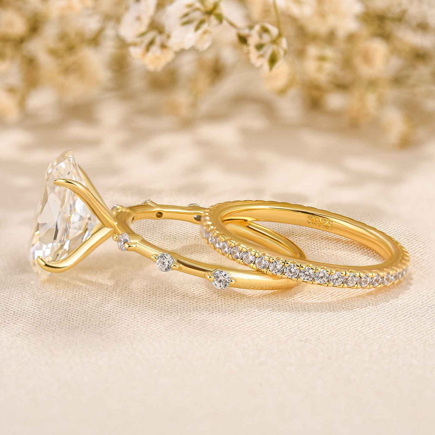 Elegant Oval Cut Ring Set in Sterling Silver with Yellow Gold Plating