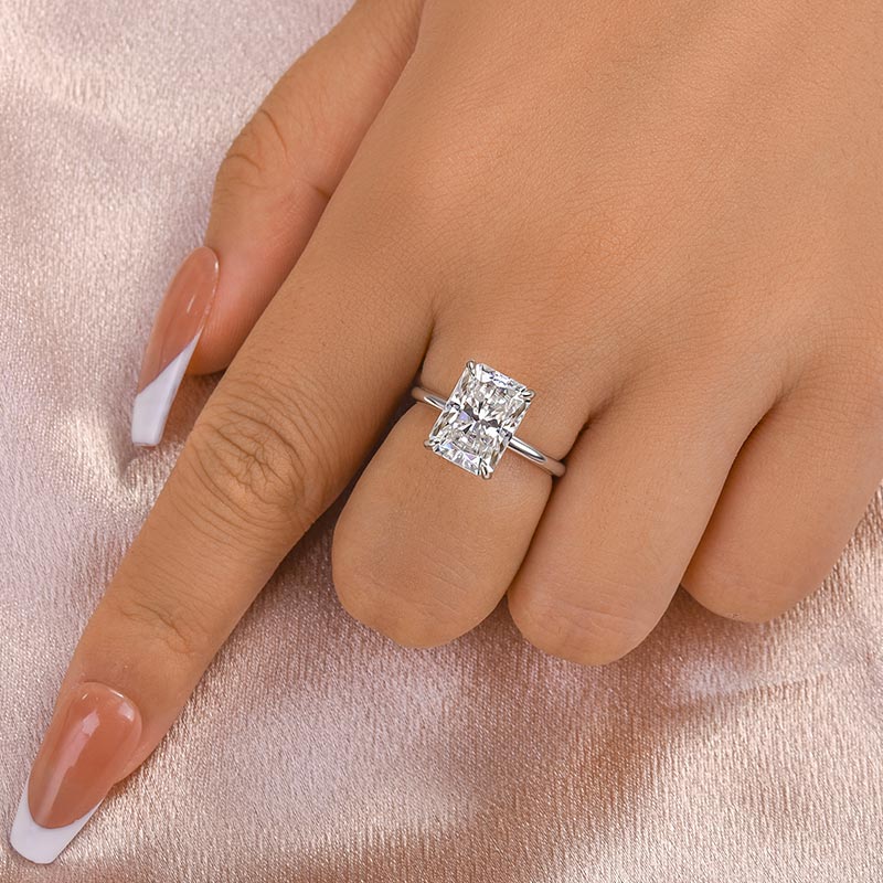 4.5Ct Radiant Cut Moissanite Ring - Dual-Tone