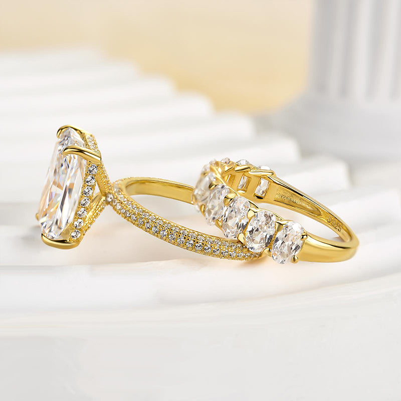 Elegant Radiant Cut Wedding Ring Set in Sterling Silver