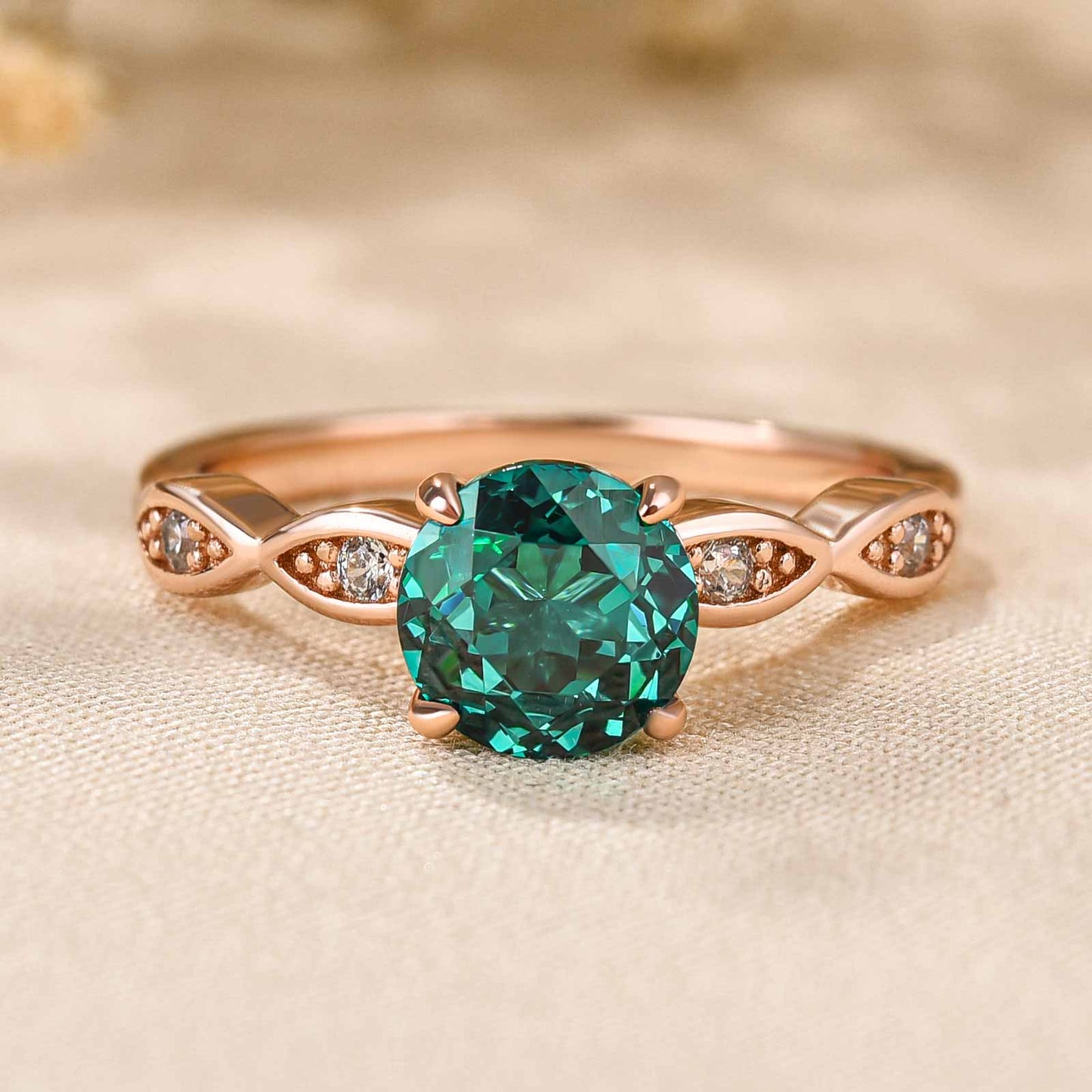 1.0 Carat Emerald Green Round-Cut Promise Ring in Rose Gold