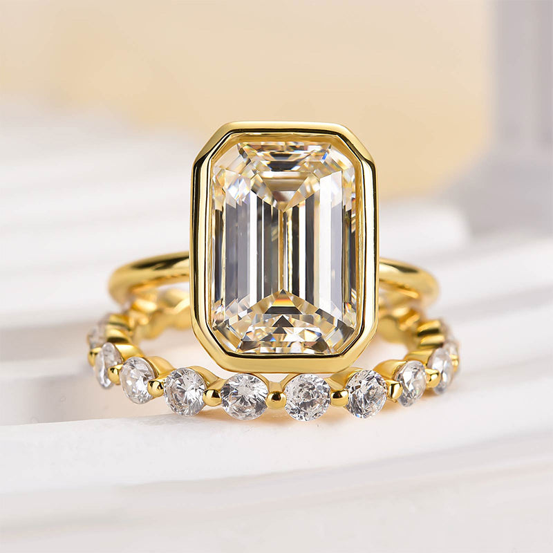 5.0ct Emerald Cut Diamond Ring Set - Bezel Setting