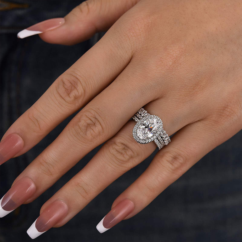2.5Ct Oval Cut Diamond 3-Piece Wedding Set