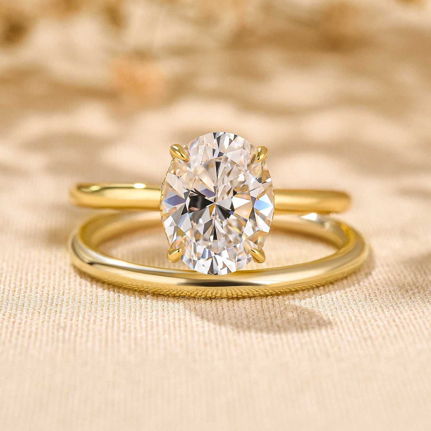 2.0Ct Oval Simulated Diamond Ring - 925 Silver Yellow Gold