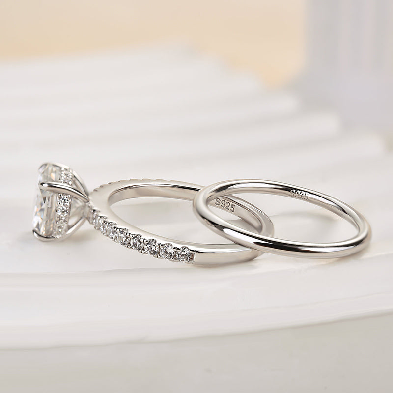 2.0Ct Round Cut Moissanite Wedding Set - 4 Prong w/Diamonds
