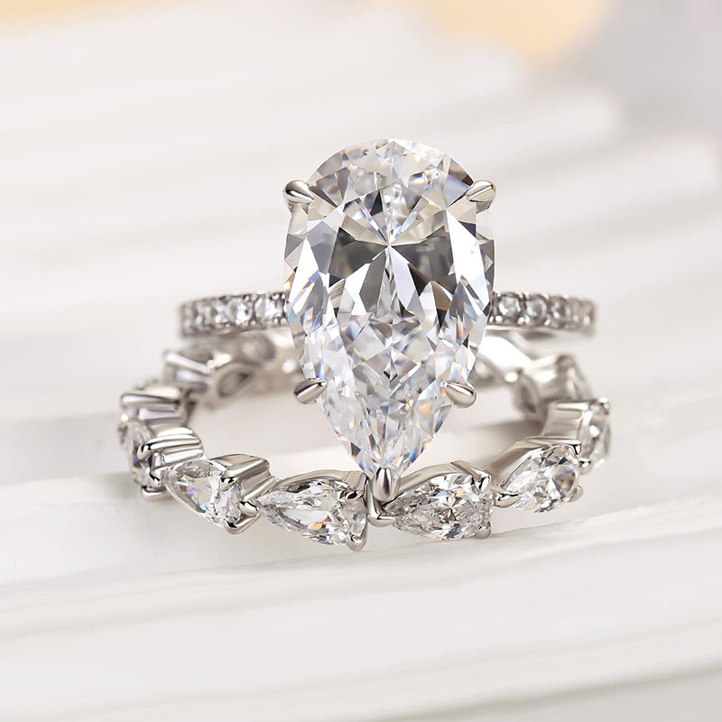 5Ct Pear Diamond Ring with 3Ct Pear Accents